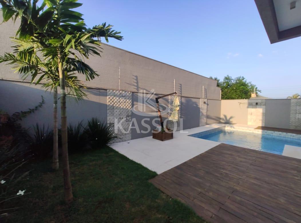 CASA ALTO PADRO NO TROPICAL - 3 SUITES AMPLAS ESPAO GOURMET PISCINA 4 VAGAS