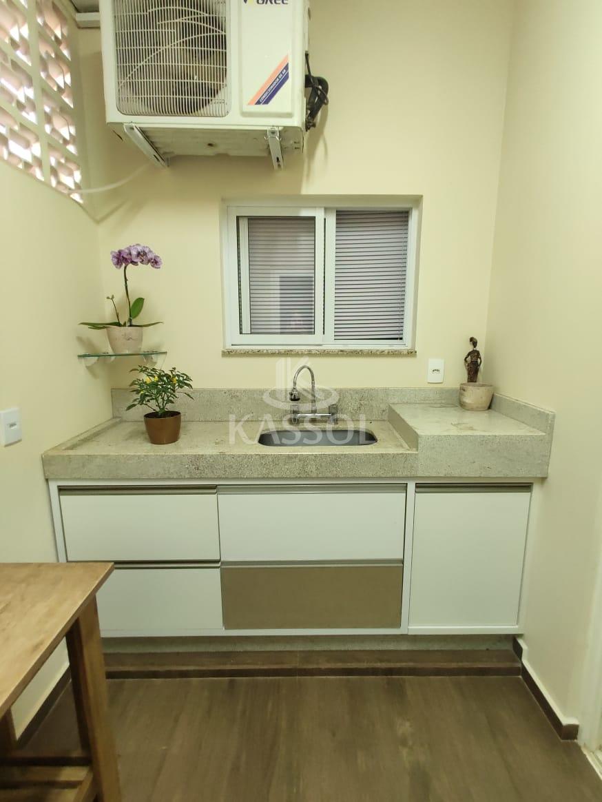 Sobrado com 4 dormitórios à venda,410.00m², REGIÃO DO LAGO, CASCAVEL - PR
