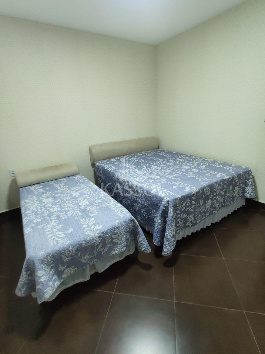 Sobrado com 4 dormitórios à venda,410.00m², REGIÃO DO LAGO, CASCAVEL - PR