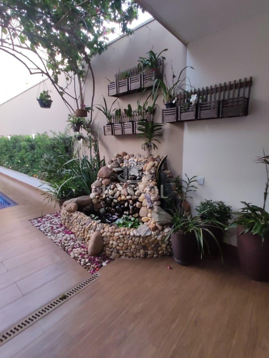 Sobrado com 4 dormitórios à venda,410.00m², REGIÃO DO LAGO, CASCAVEL - PR