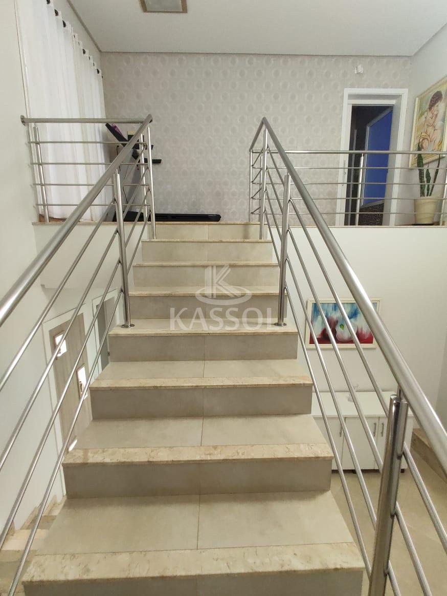 Sobrado com 4 dormitórios à venda,410.00m², REGIÃO DO LAGO, CASCAVEL - PR
