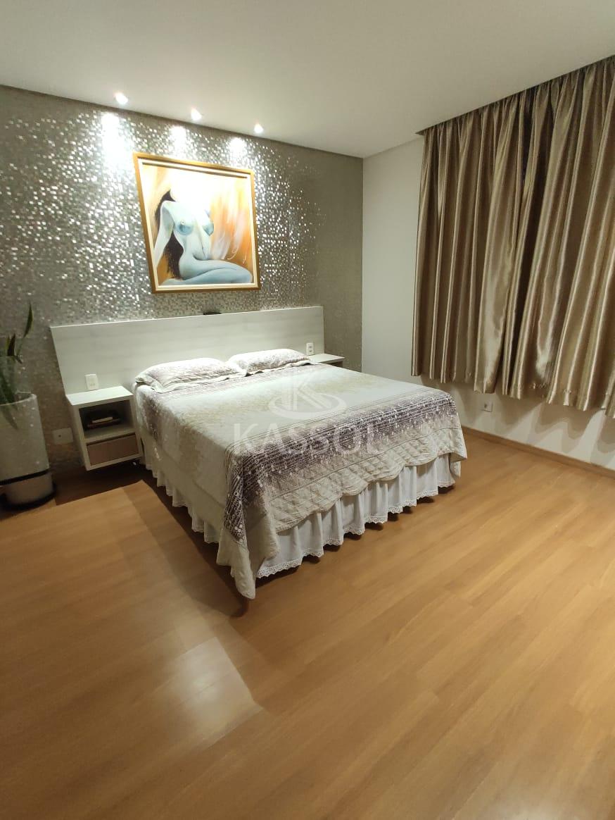 Sobrado com 4 dormitórios à venda,410.00m², REGIÃO DO LAGO, CASCAVEL - PR