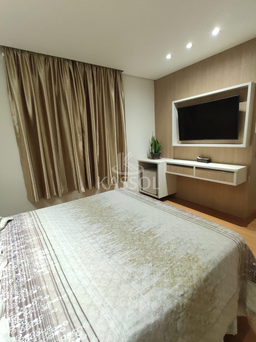 Sobrado com 4 dormitórios à venda,410.00m², REGIÃO DO LAGO, CASCAVEL - PR