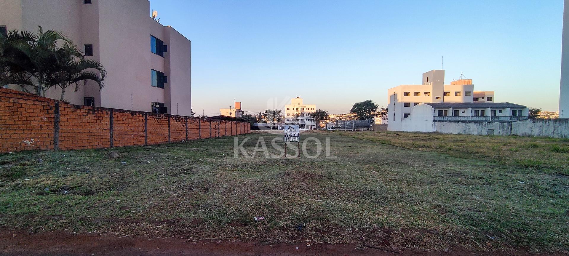 Terreno, FAG, CASCAVEL - PR, ótimo para construção de prédios ...