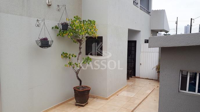 Sobrado com 4 dormitórios à venda,267.00 m , COUNTRY, CASCAVEL - PR