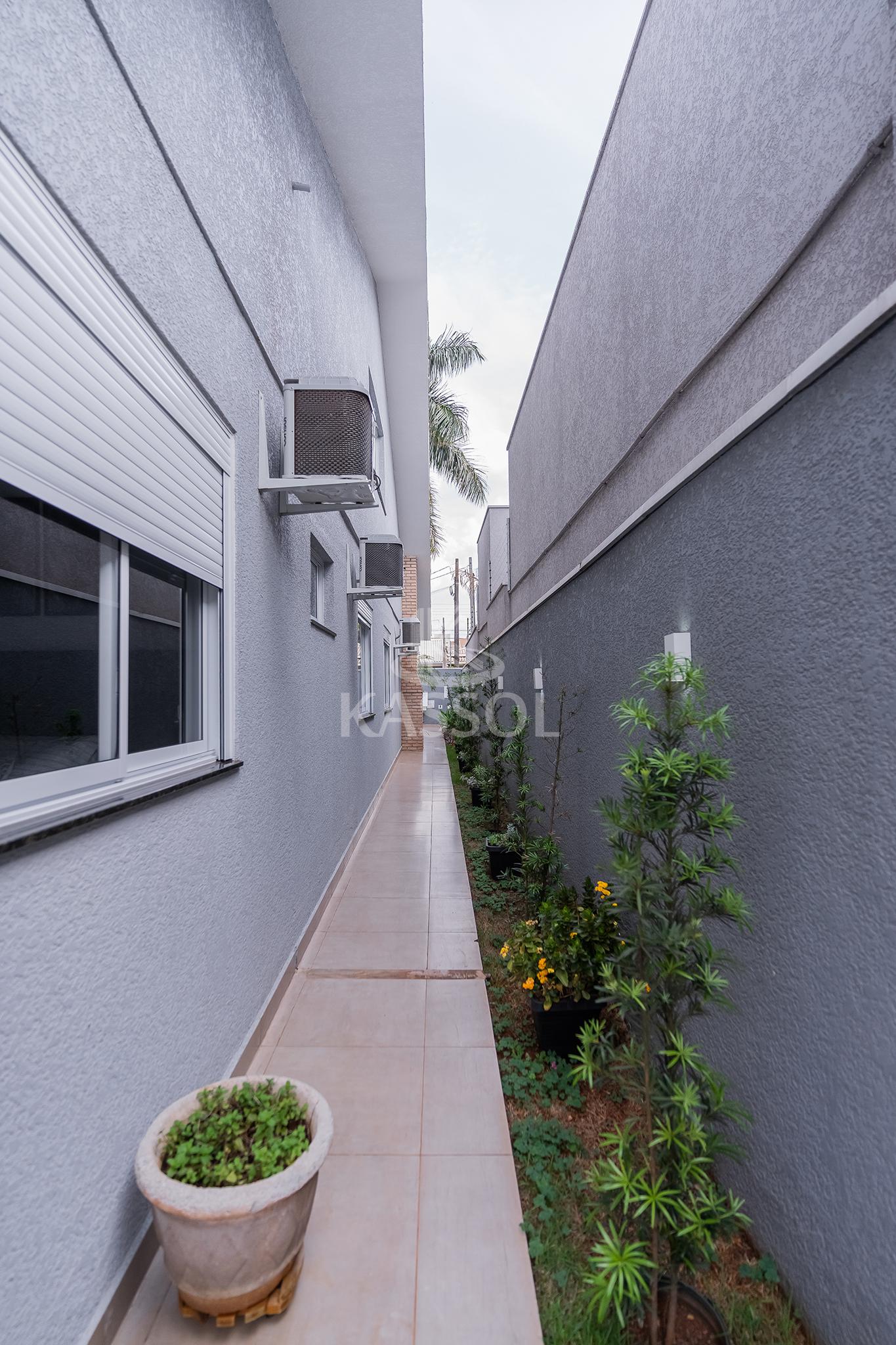 CASA BAIRRO RECANTO TROPICAL
