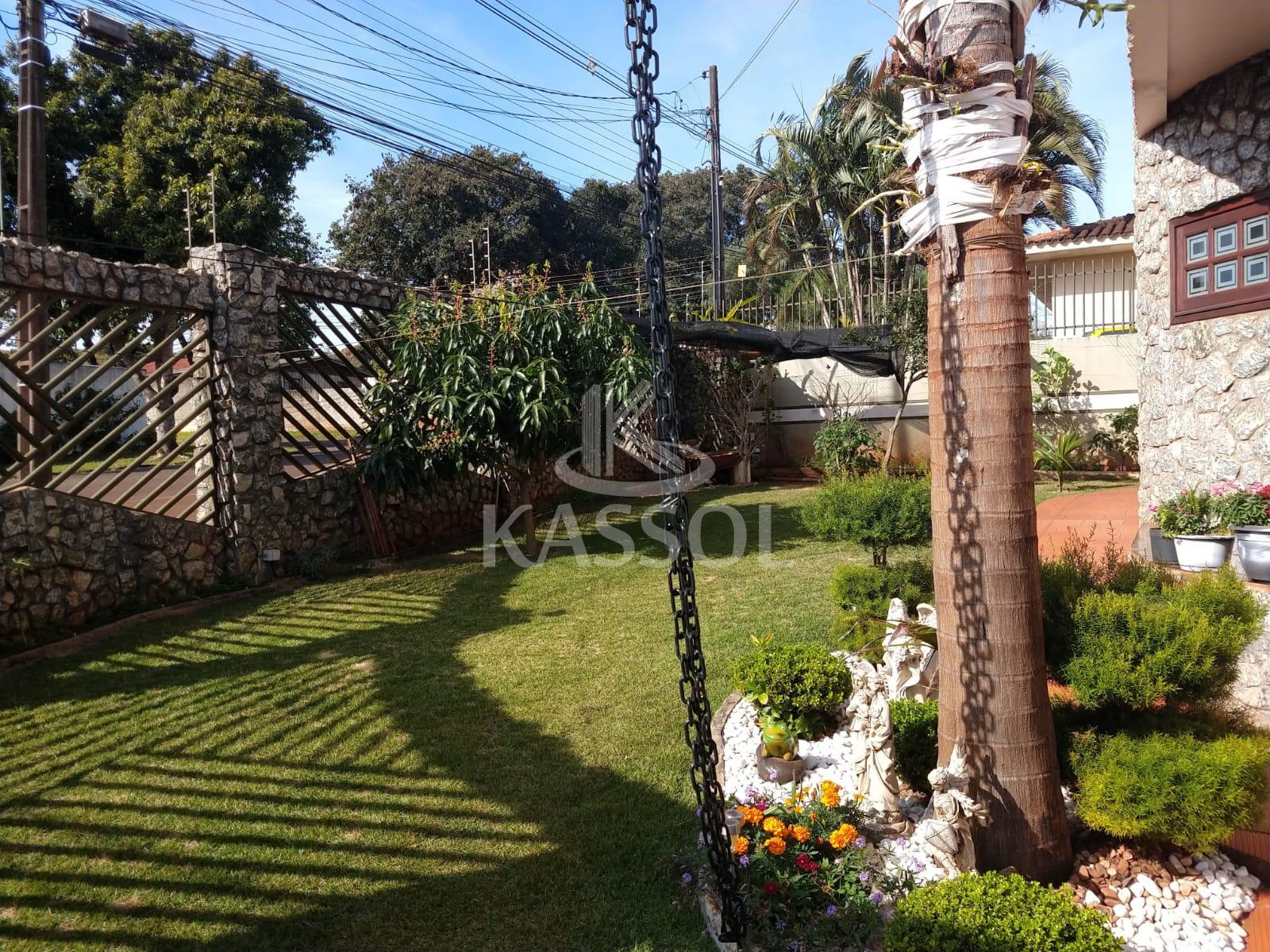 Sobrado com 4 dormitrios venda,3.43 m, RECANTO TROPICAL, CASCAVEL - PR