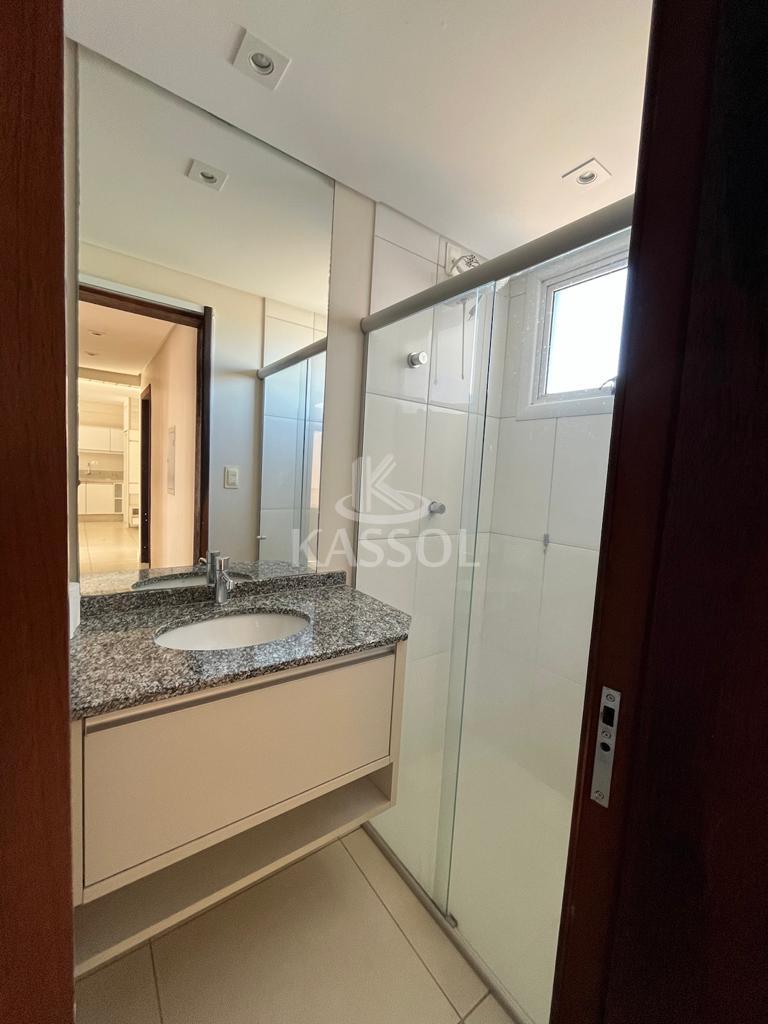 MOBILIADO , 1 SUTE 2 QUARTOS, 2 VGS, SACADA COM CHURRASQUEIRA