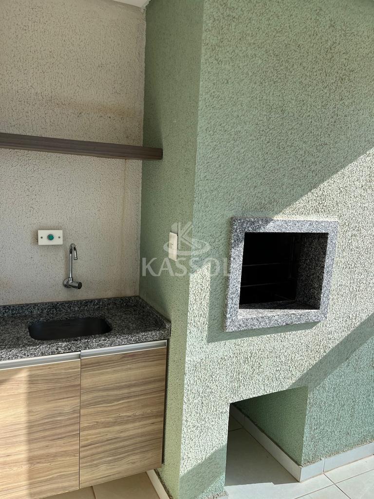 MOBILIADO , 1 SUTE 2 QUARTOS, 2 VGS, SACADA COM CHURRASQUEIRA
