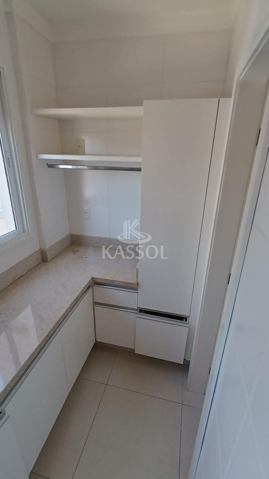 Apartamento para locao , 1 suite master 2 Suite 1 quarto,Todo planejado com eletrod. 4 vagas