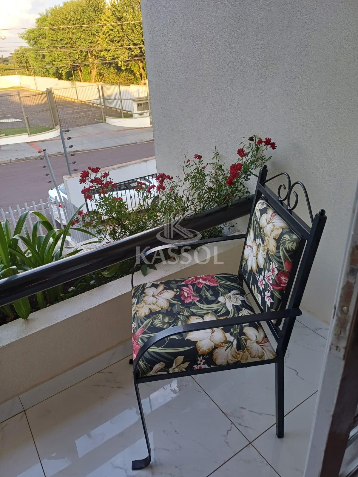 Excelente sobrado mobiliado na regiao do Lago, com suite, 2 quartos, sala, cozinha, bwc social, lav