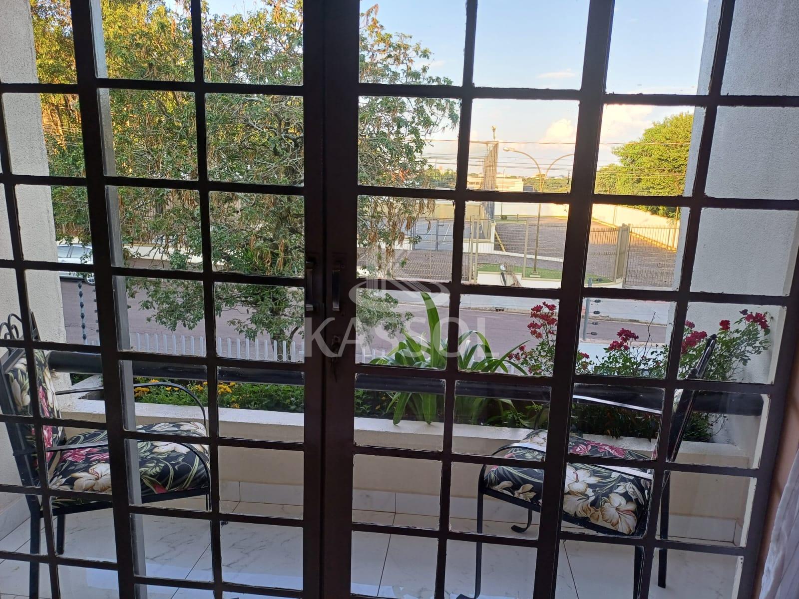 Excelente sobrado mobiliado na regiao do Lago, com suite, 2 quartos, sala, cozinha, bwc social, lav