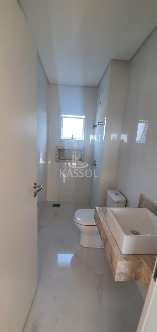 VENDE APARTAMENTO NO EDIFICOI SUPREME TOWER COM 01 SUITE +02 QUARTOS
