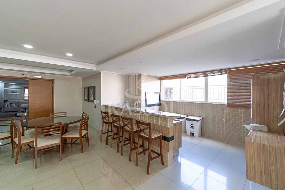 Um imvel exclusivo, mobiliado, prximo ao Hospital So Lucas, Colgio Marista