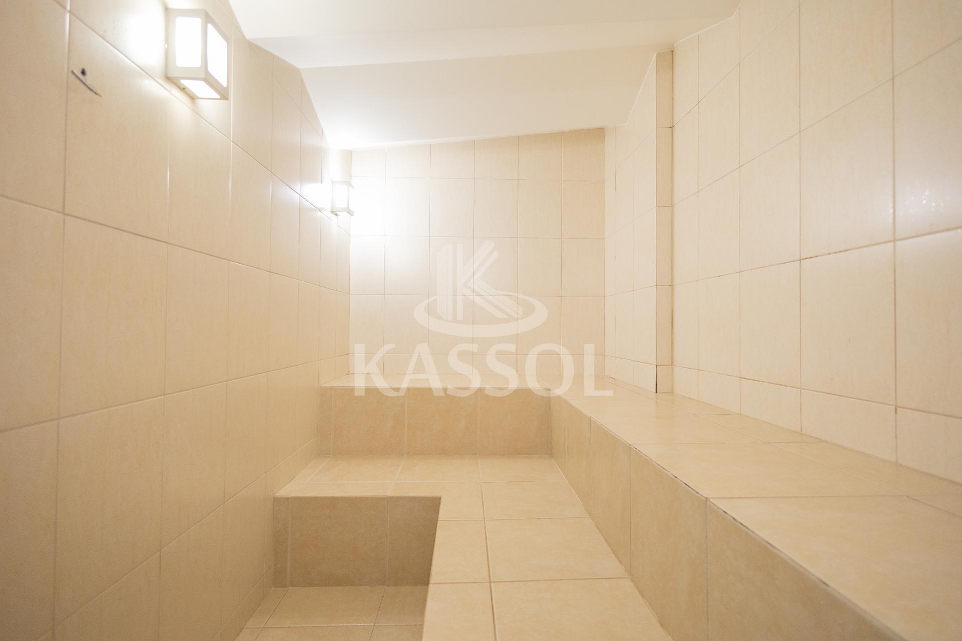 Apartamento com 01 suíte master  e 4 quartos próximo Colégio M...