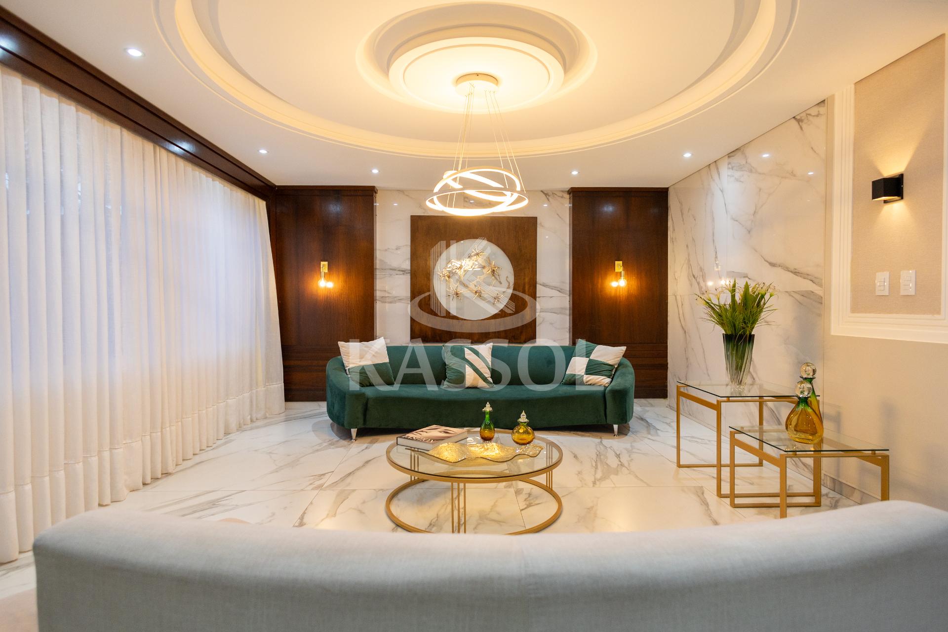 Apartamento com 01 suíte master  e 4 quartos próximo Colégio M...