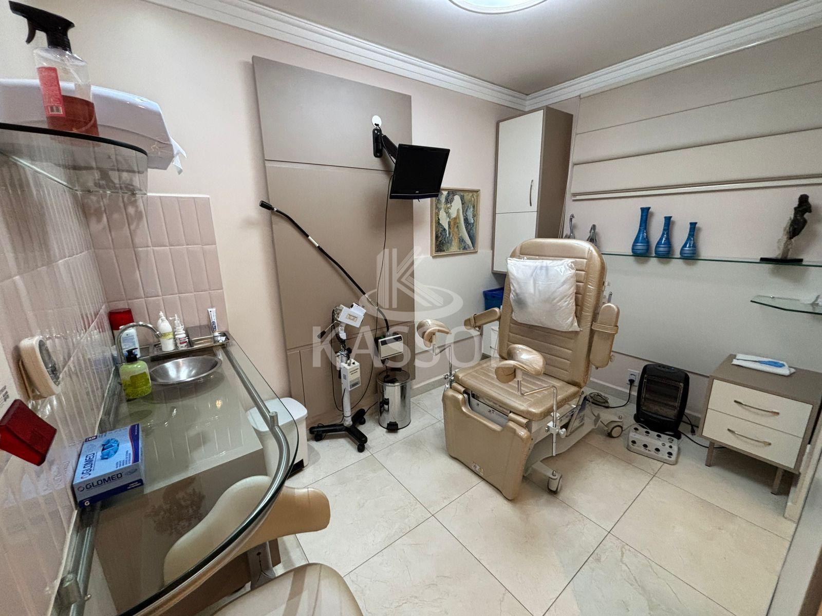 Consultório Médico mobiliado próximo ao Teatro Municipal