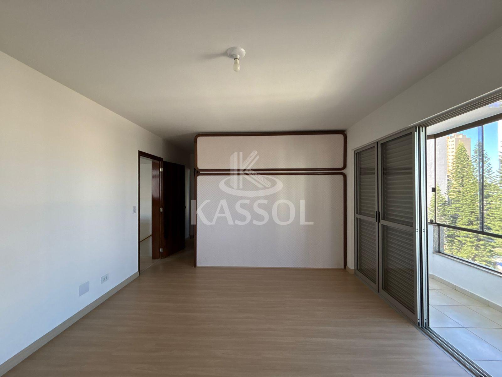Apto Duplex com suite master e 2 vagas lado a lado proximo Hospital So Lucas