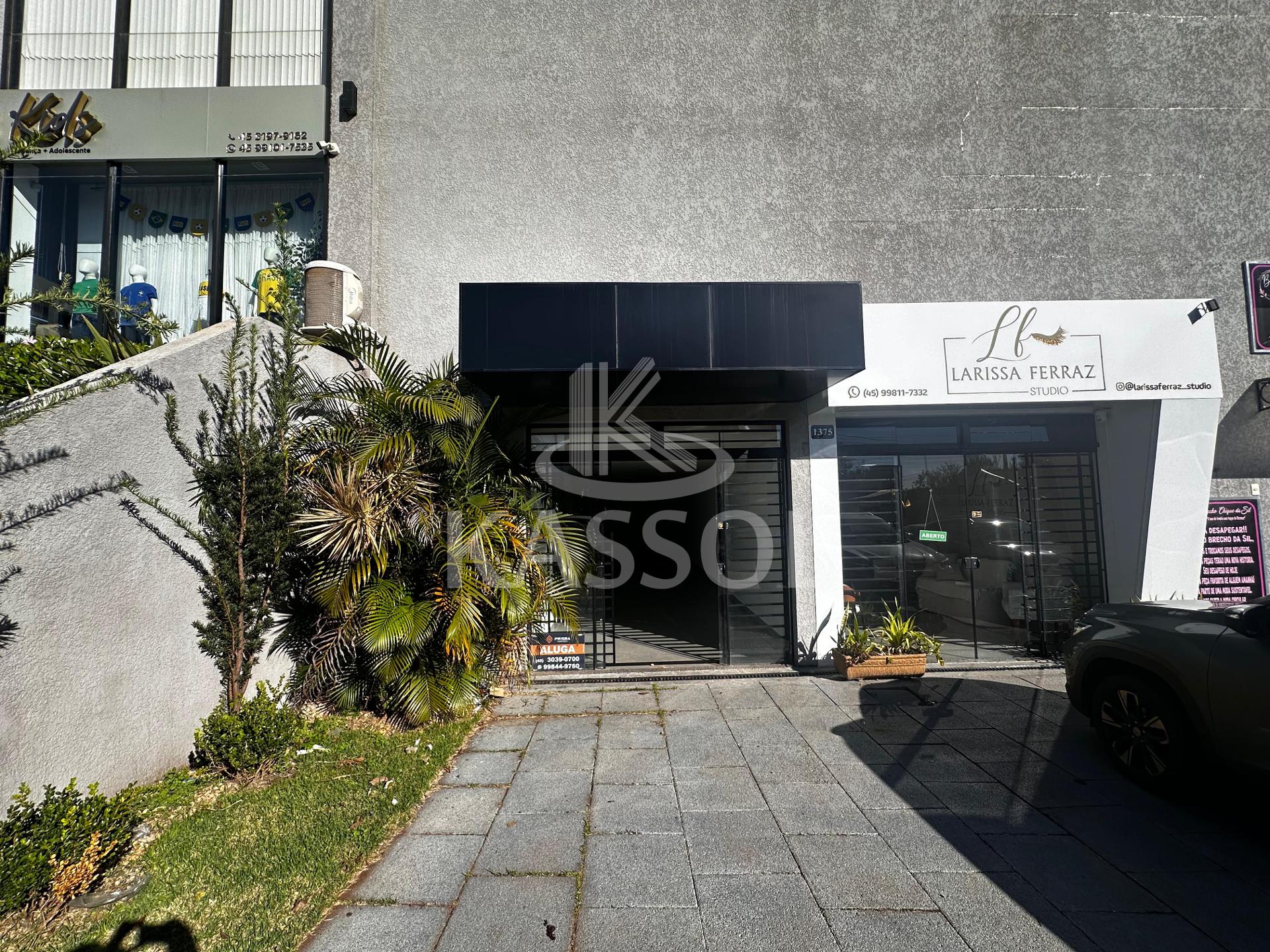 Sala Comercial à venda, BAIRRO FLORESTA, CASCAVEL - PR 4 vagas...