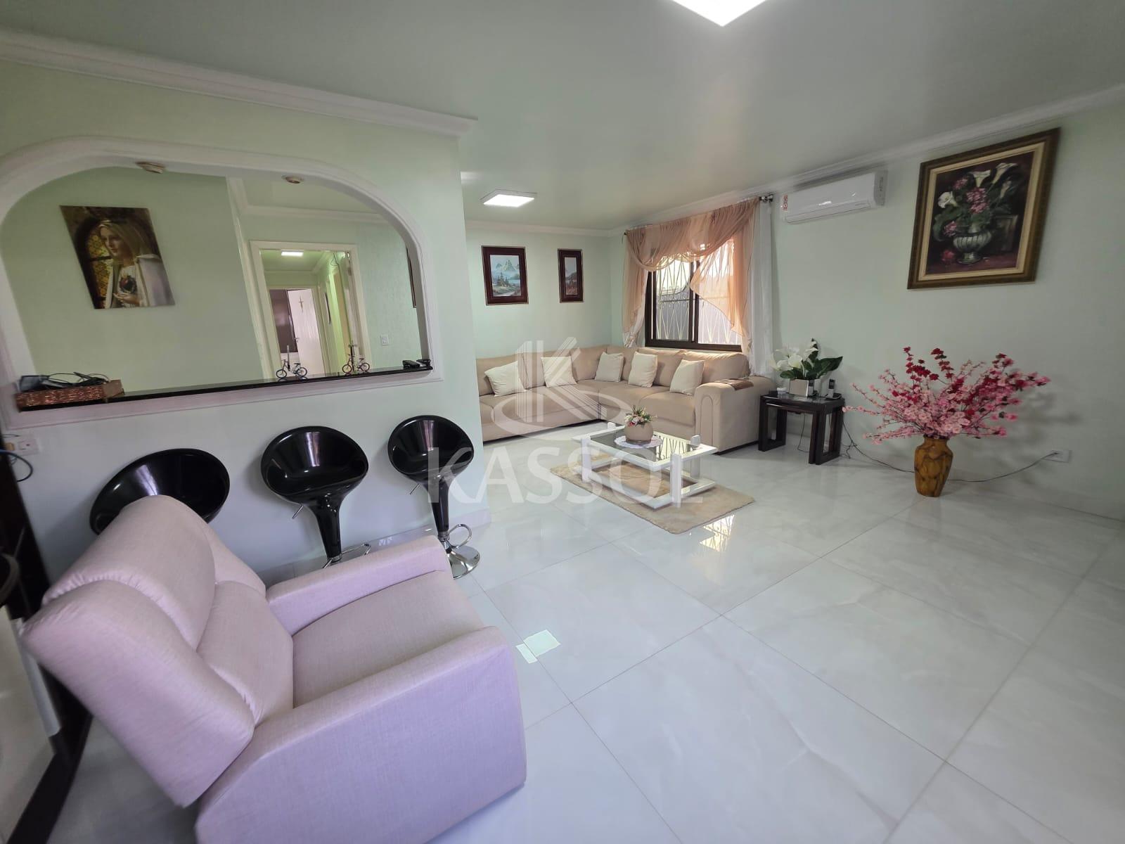 VENDE SE CASA NO BAIRRO CANCELLI TERRENO AMPLO , CASCAVEL PR