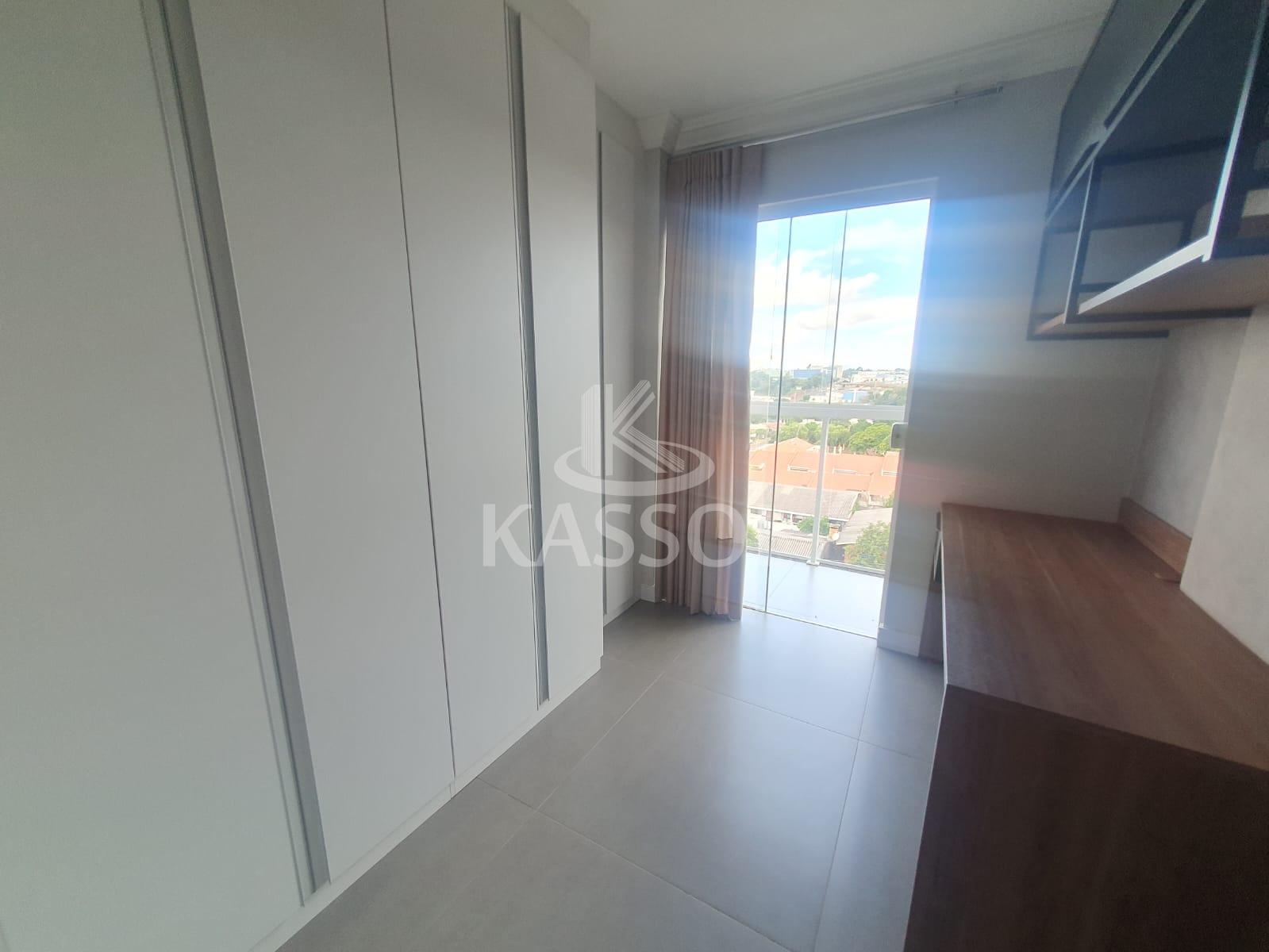 Apartamento 1 sute + 2 quartos, sacada com churrasqueira, 2 vgs de garagem