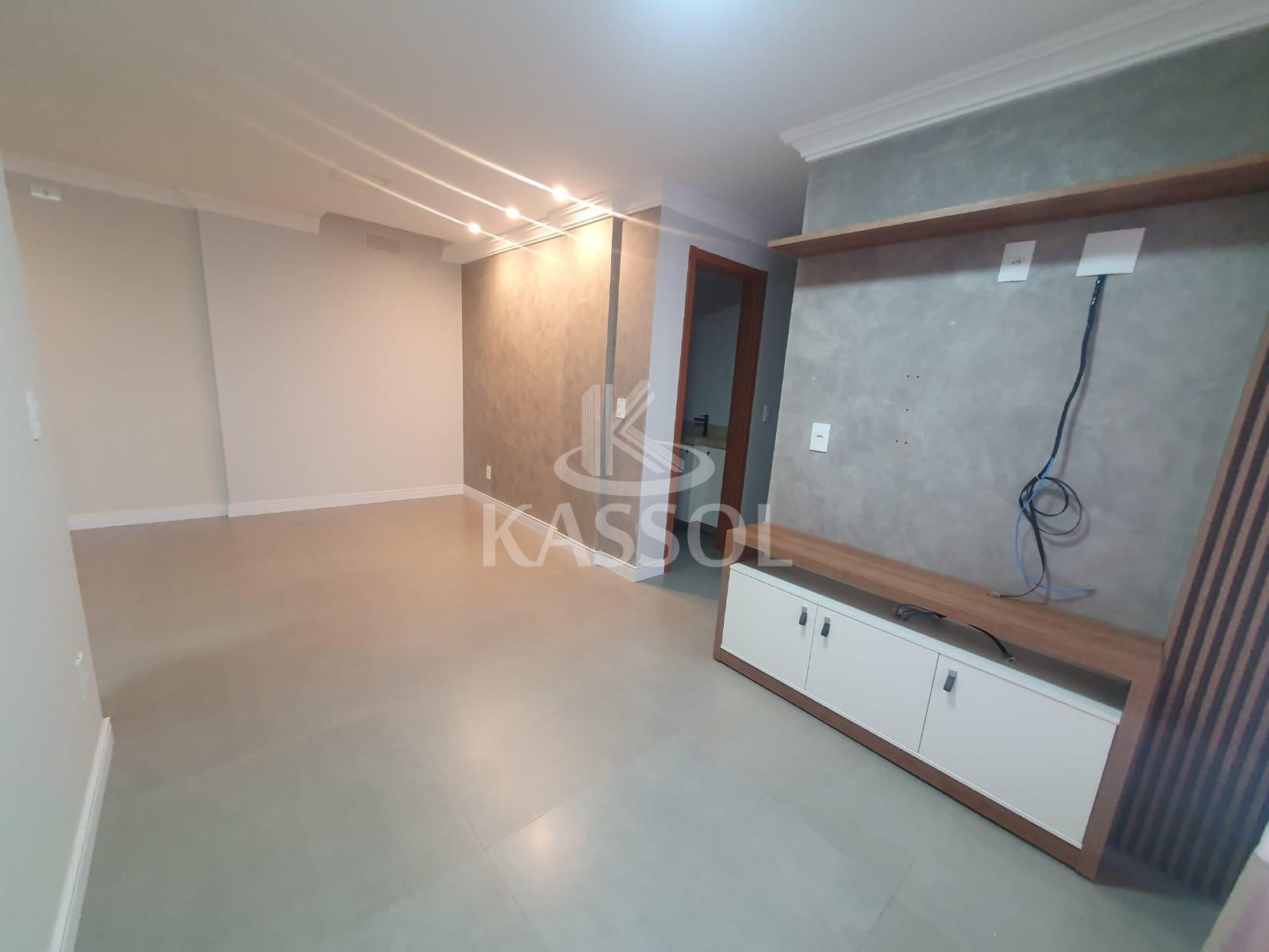 Apartamento 1 sute + 2 quartos, sacada com churrasqueira, 2 vgs de garagem