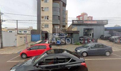 Apartamento no CENTRO, CASCAVEL - PR com 01 Suite e 02 quartos.