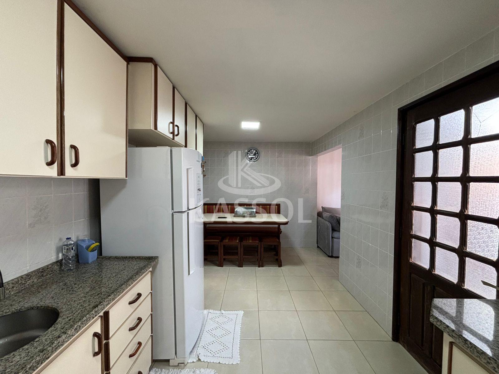 Casa reformada no Cancelli - Conforto, espao e excelente localizao