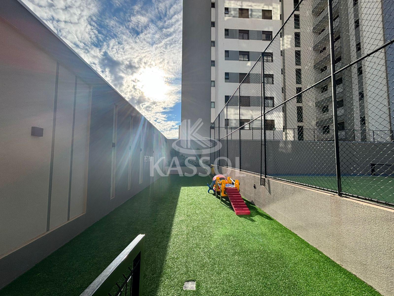 Francisco Henrique Henz - 3 suites e 3 vagas com depsito