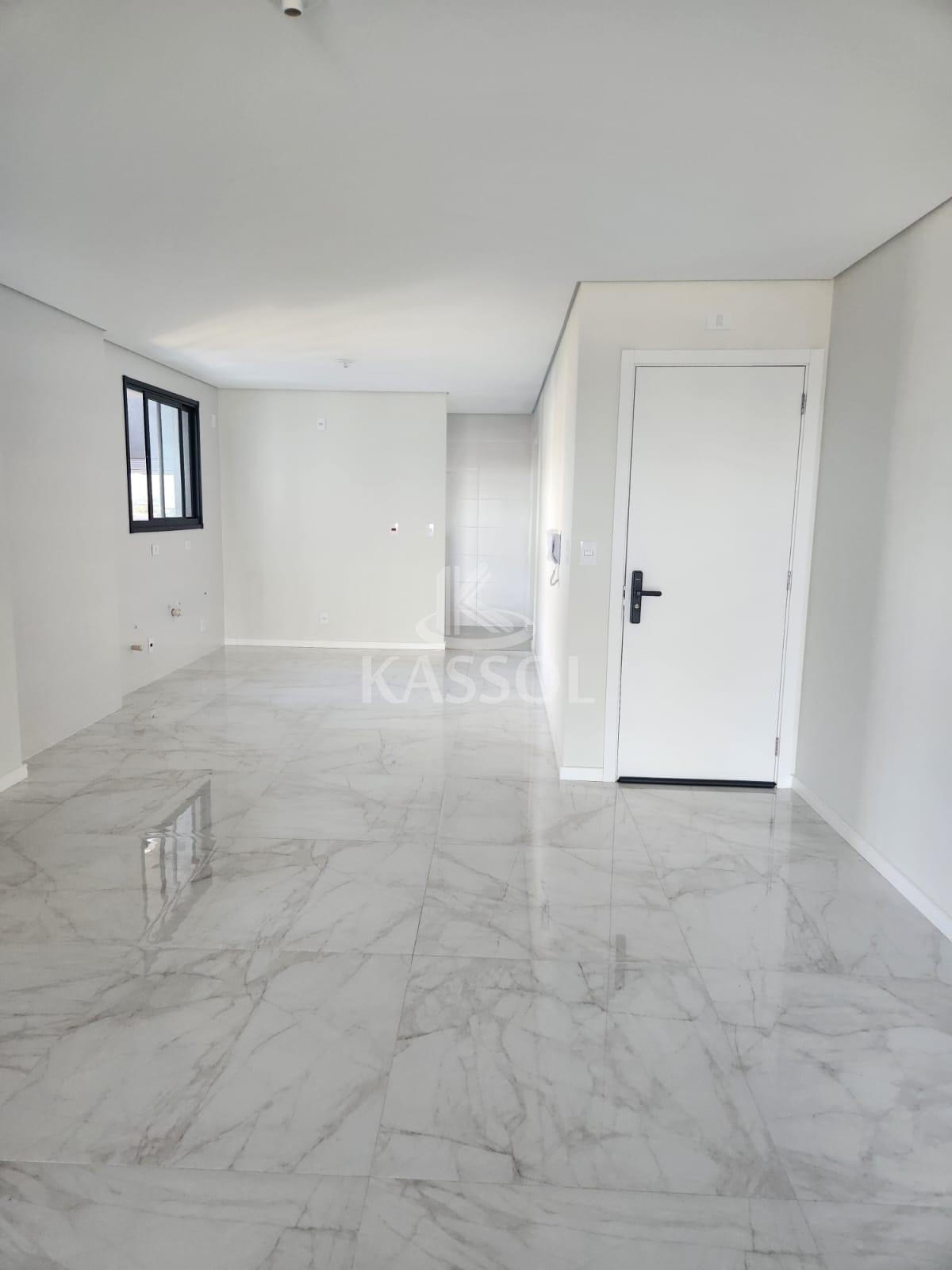 Francisco Henrique Henz - 3 suites e 3 vagas com depsito