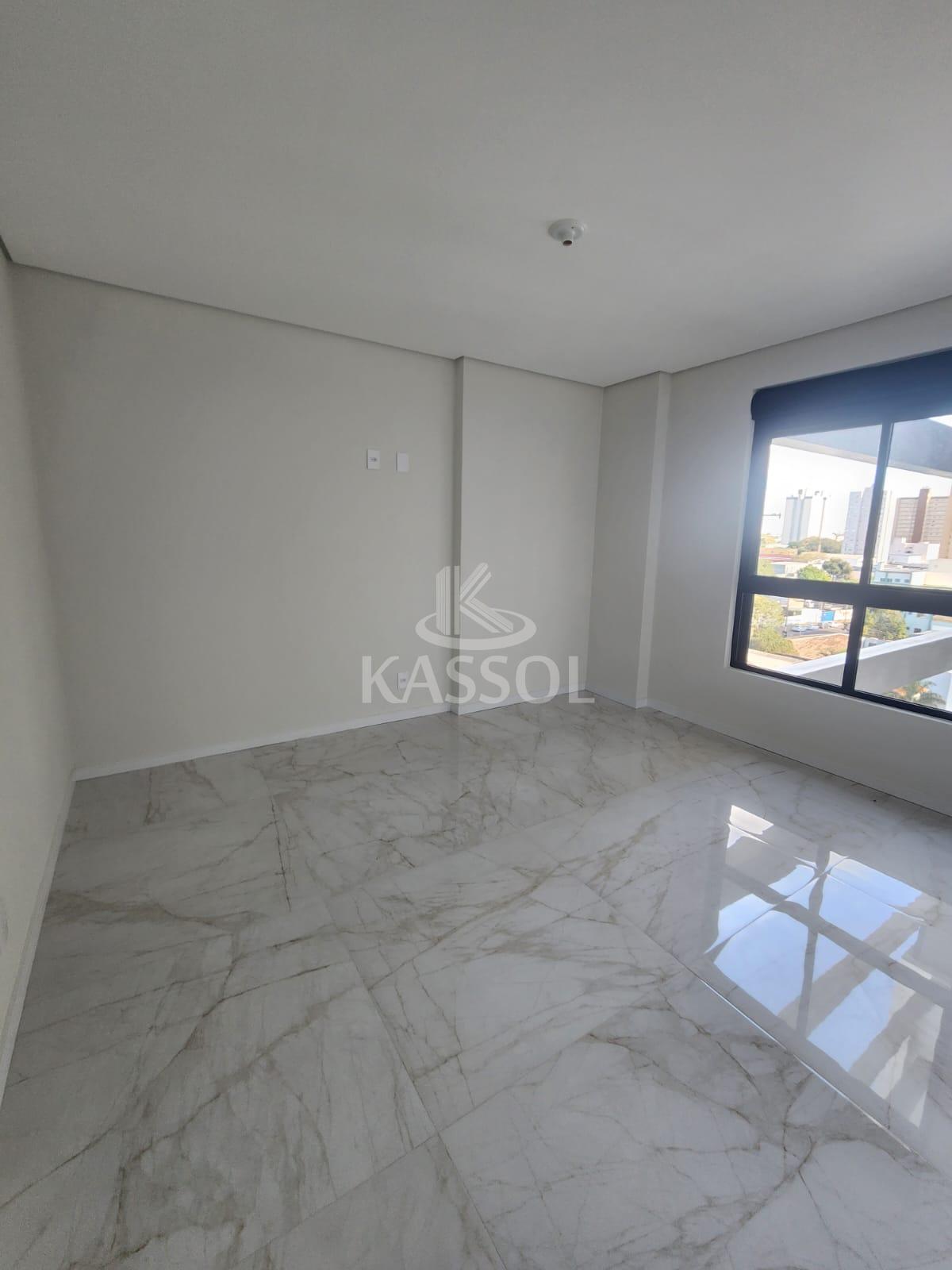 Francisco Henrique Henz - 3 suites e 3 vagas com depsito
