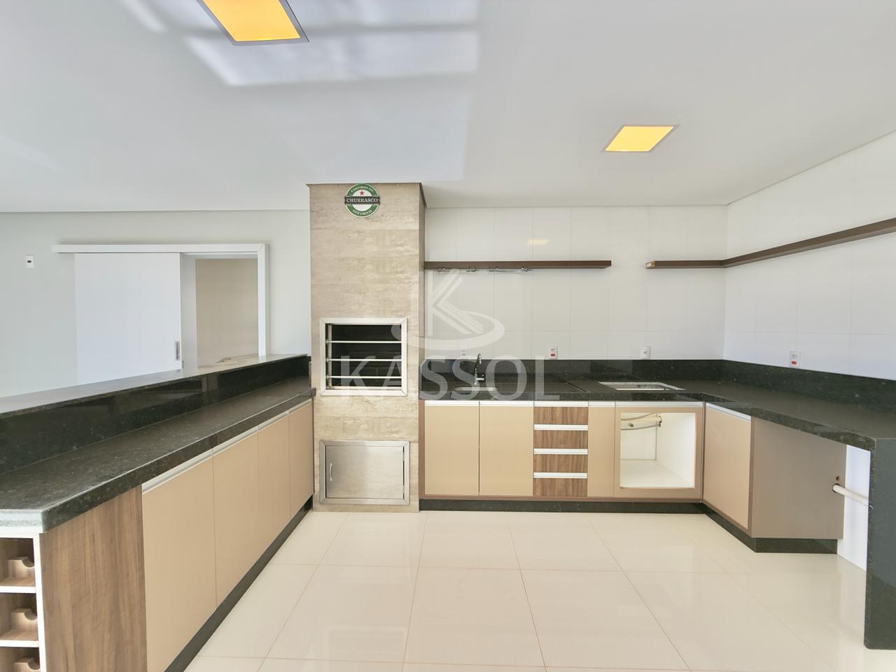 Sobrado novo, pronto para morar no Condomínio Residencial Ever...