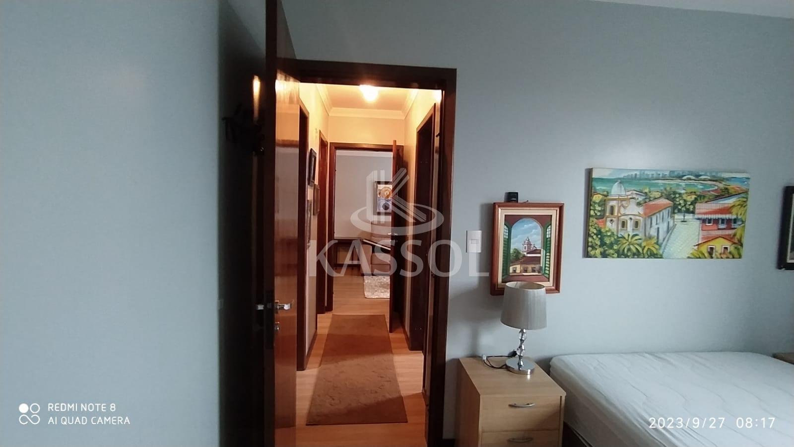 Apartamento  Mobiliado com 01 Suite +02 Quartos , Centro de Ca...