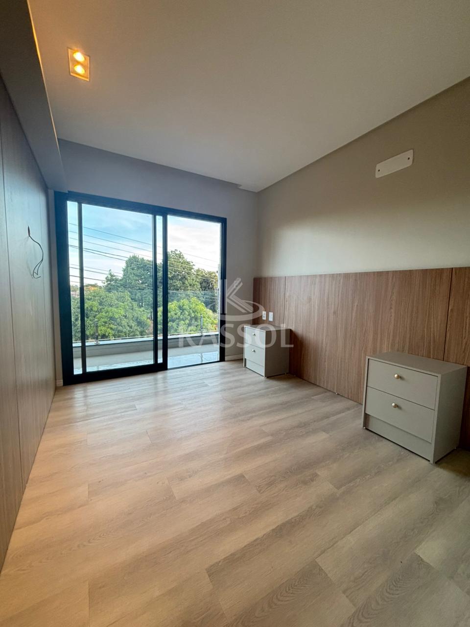 Sobrado a venda com 3 sutes sendo um closet, VILA TOLENTINO, CASCAVEL - PR