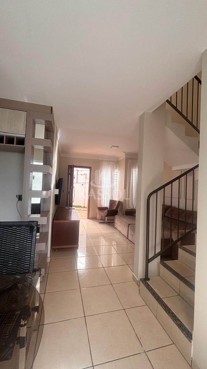 Sobrado venda R$ 450.000,00 com 3 quartos no Cancelli, CASCAVEL - PR