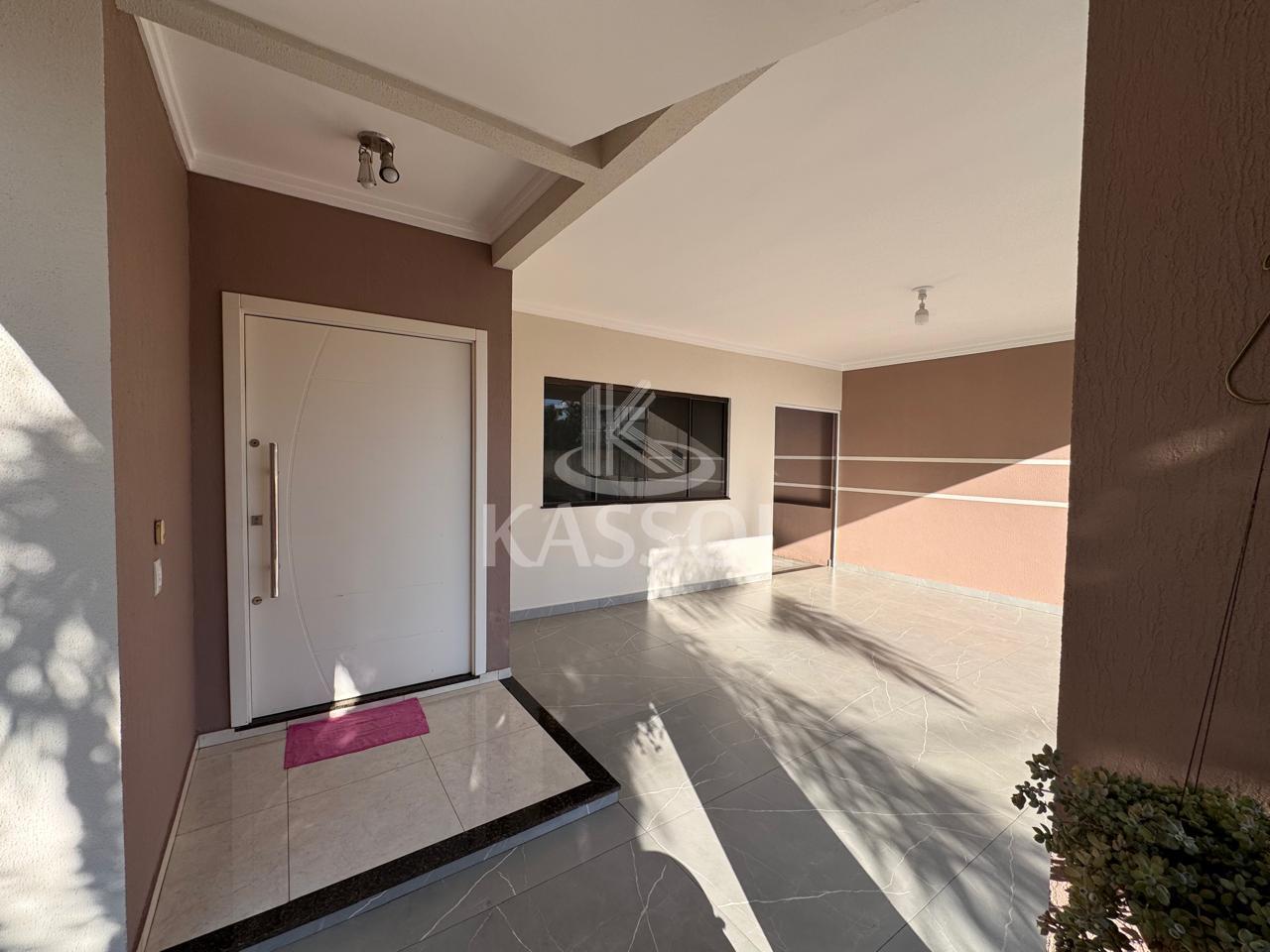 Casa em Condomíno Fechado no Jardim Pacaembu com 01 Suite +02 ...