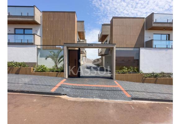 Sobrado  Sto Inácio, CASCAVEL - PR, Área total: 157,31 m² priv...