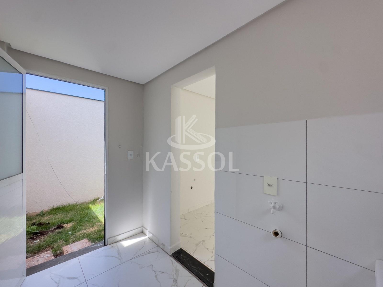 Sobrado Sto Incio, CASCAVEL - PR, rea total: 157,31 m privativa 135,68 m