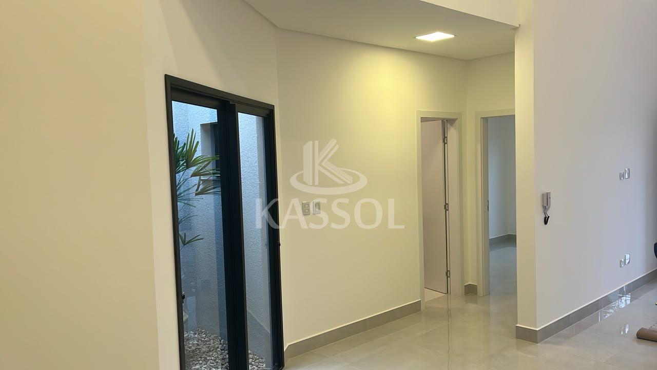 Casa, TROPICAL 2, CASCAVEL - PR com 01 suite + 02 quartos, o2 vagas cobertas, rea gourmet, nova.