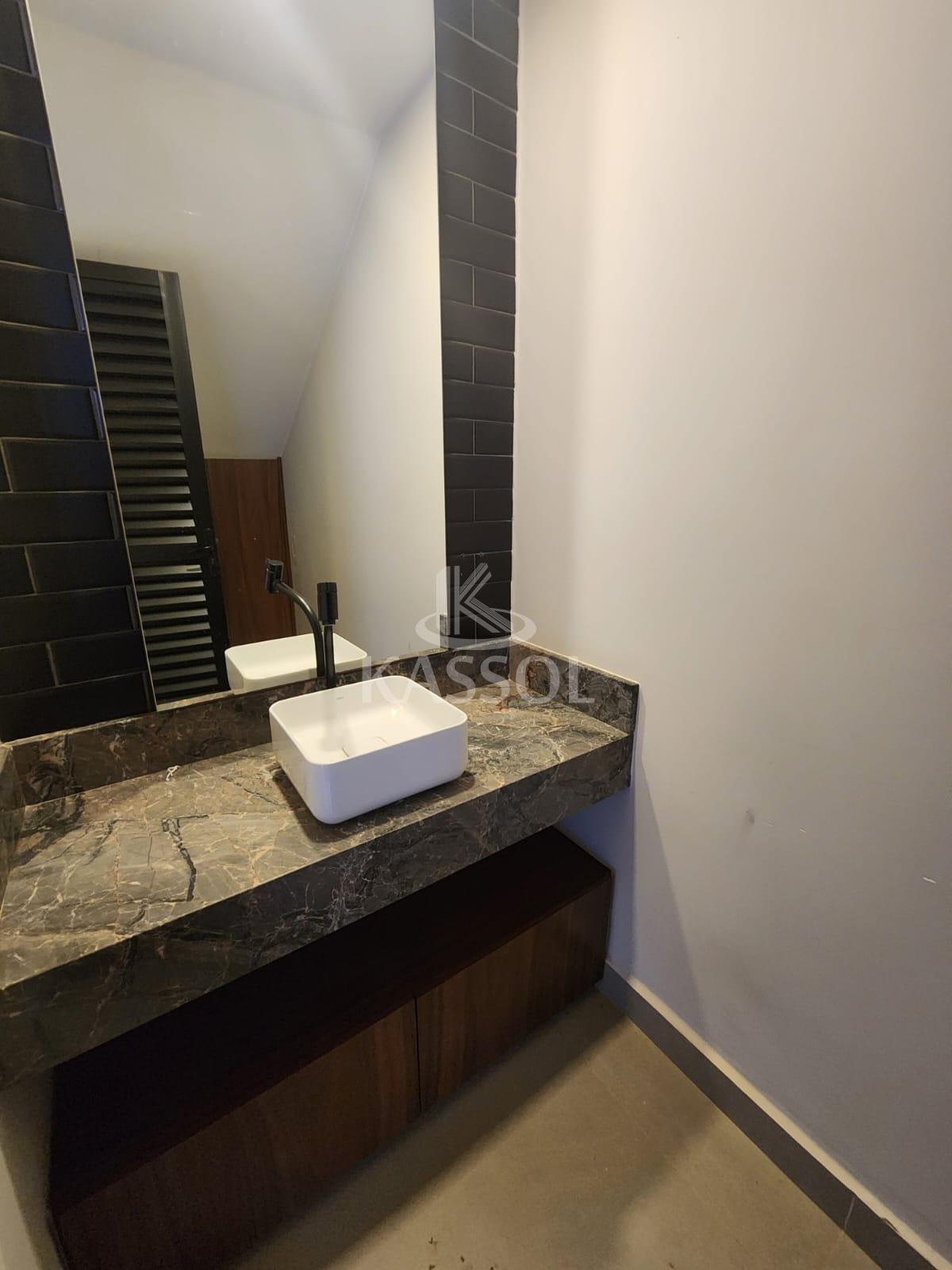 Sobrado para locação, VILA TOLENTINO, CASCAVEL - PR 260 m²