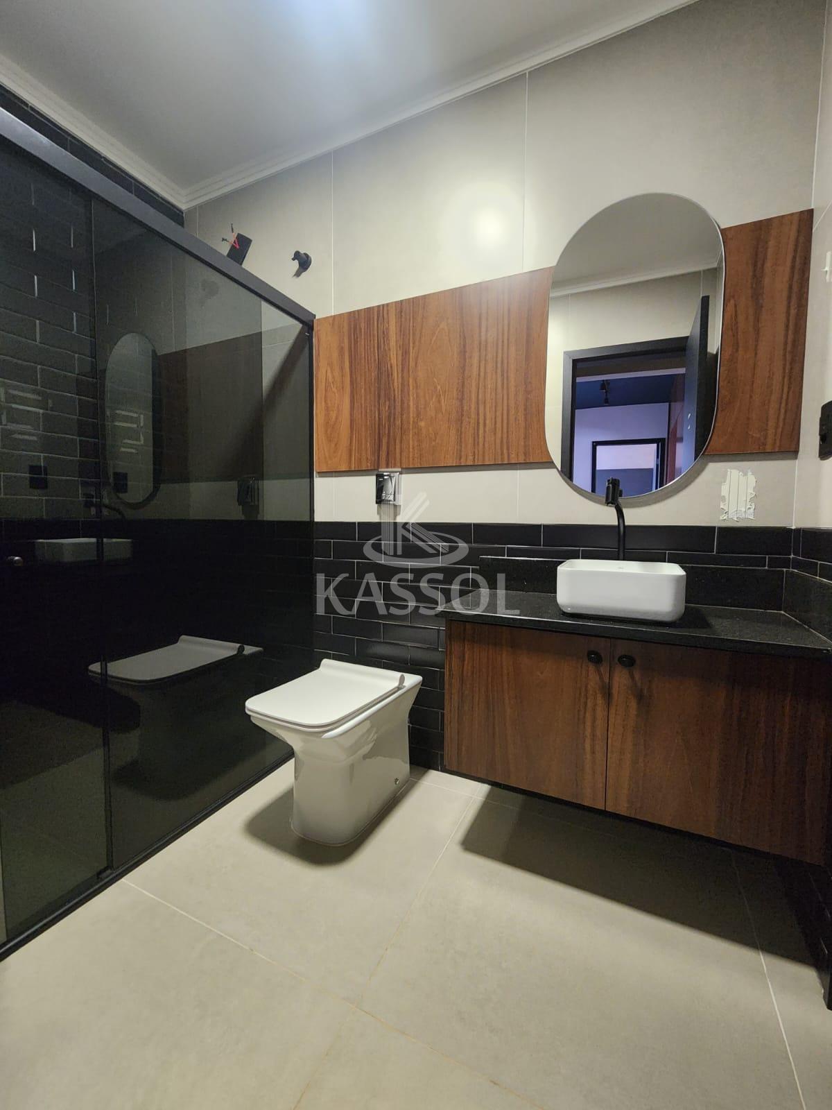 Sobrado para locao, VILA TOLENTINO, CASCAVEL - PR 260 m