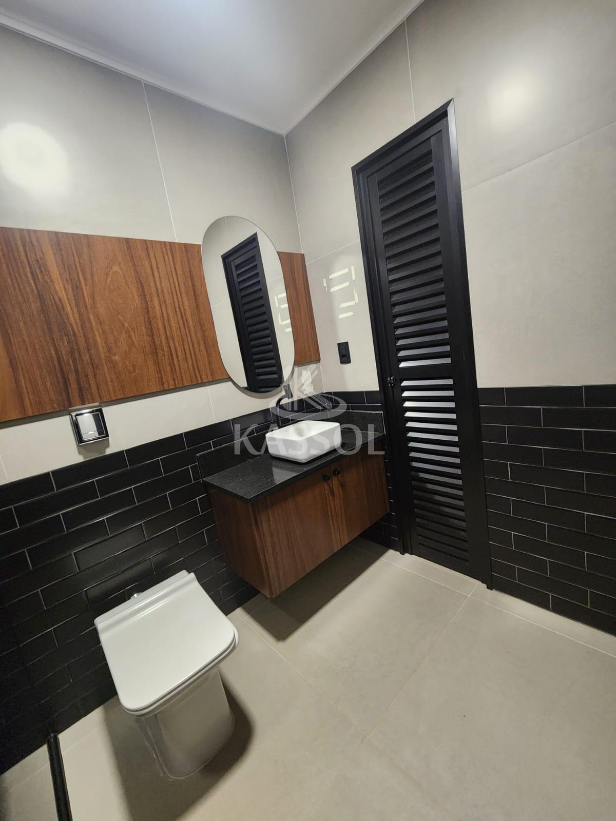 Sobrado para locao, VILA TOLENTINO, CASCAVEL - PR 260 m