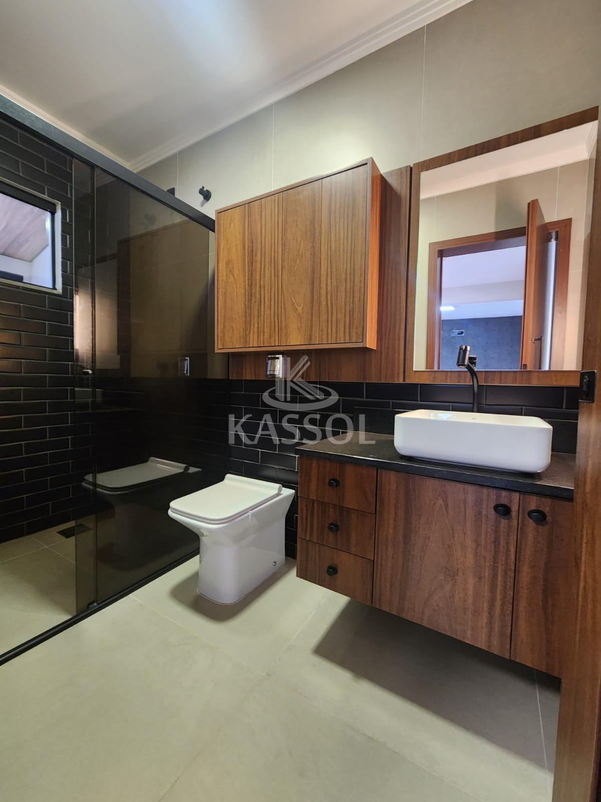 Sobrado para locao, VILA TOLENTINO, CASCAVEL - PR 260 m