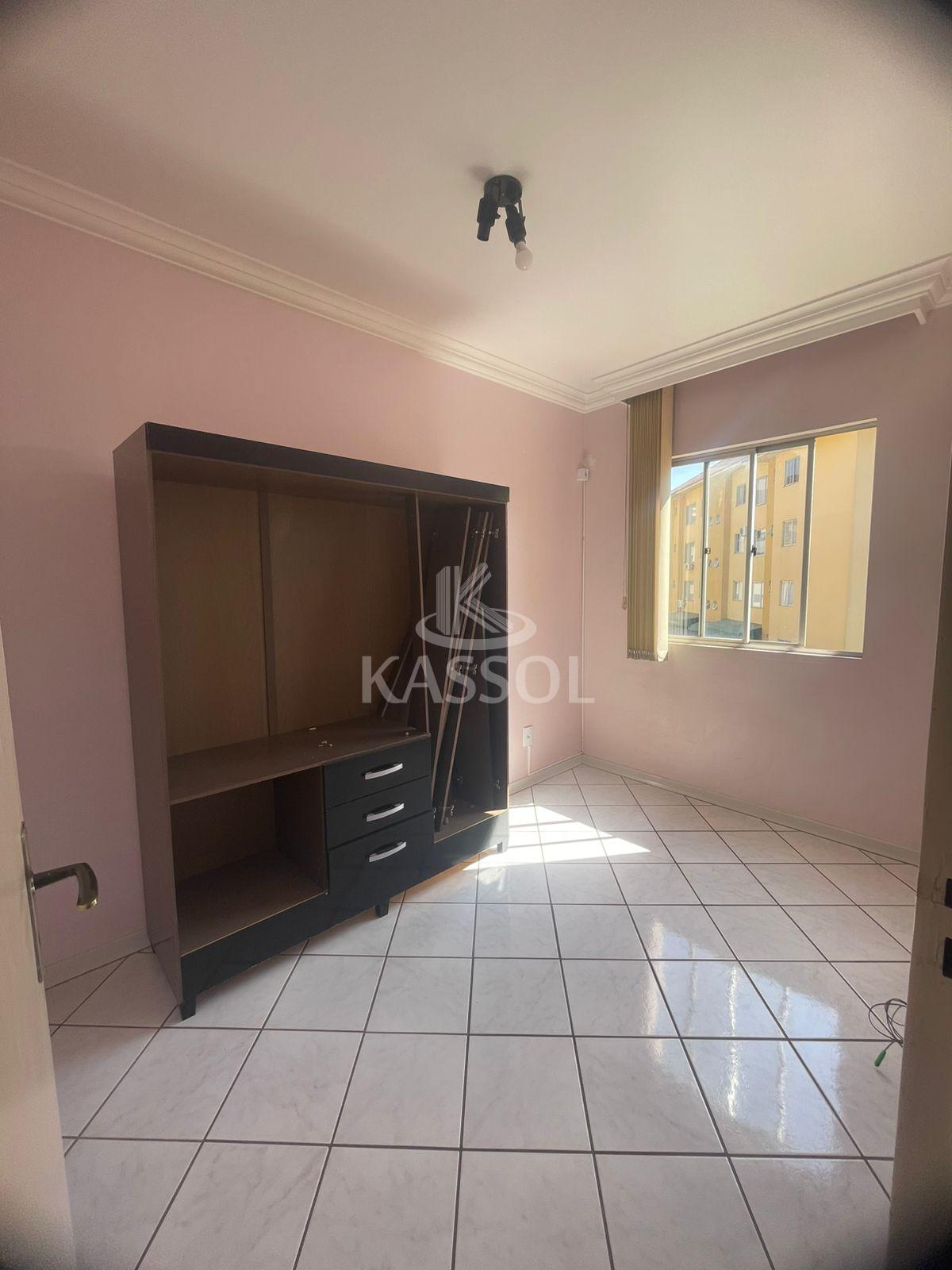 Aluga-se apartamento no Coqueiral - 3 quartos