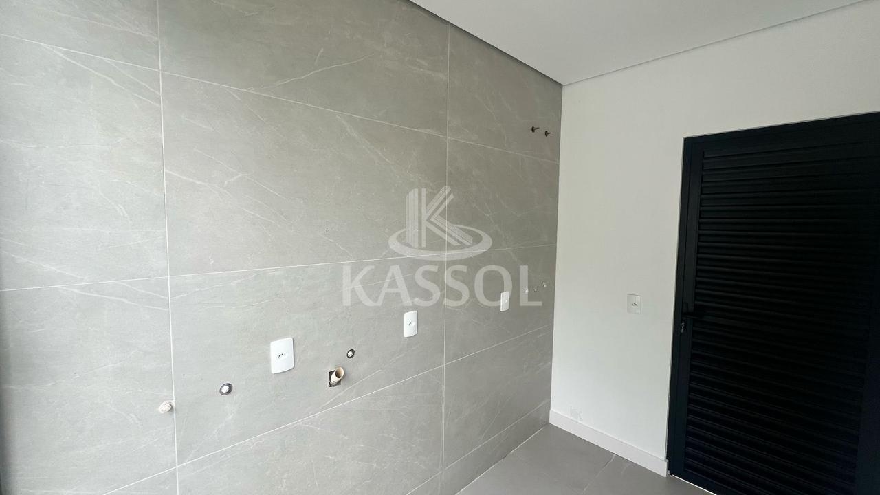 Casa venda, TROPICAL 2, CASCAVEL - PR, nova, documentao pronta p financ., o1 suite +02 quartos.