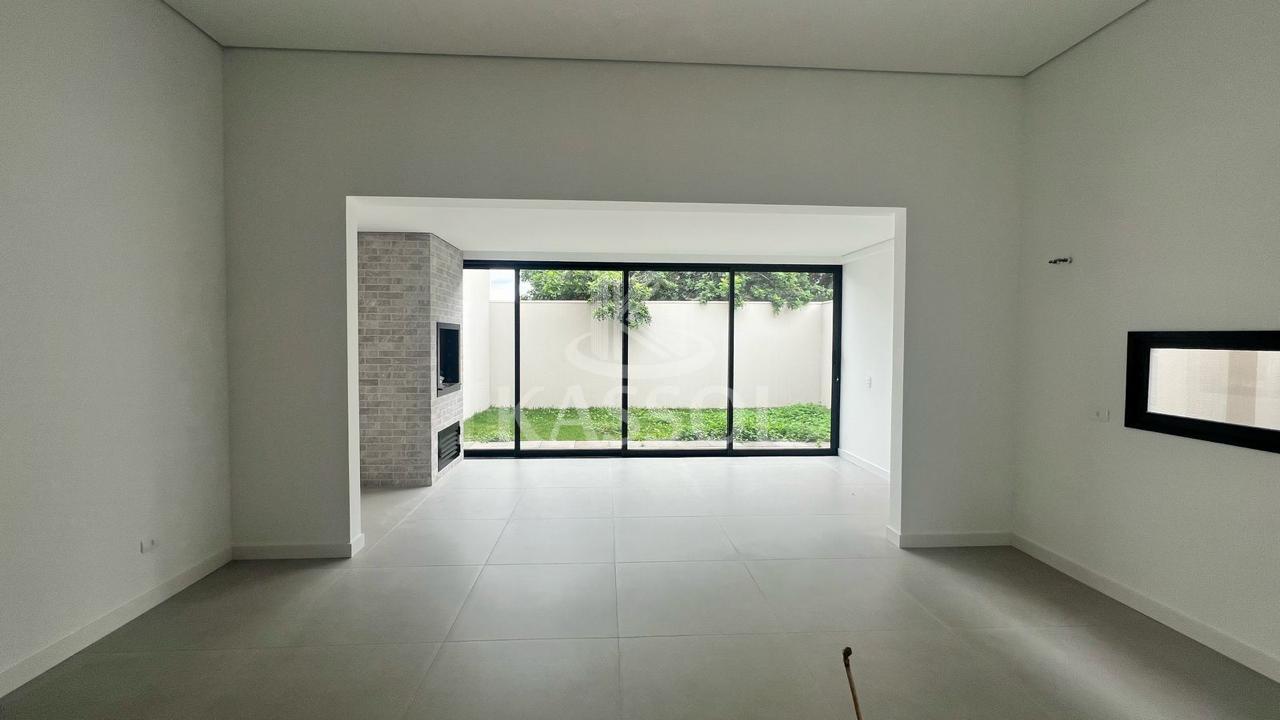 Casa venda, TROPICAL 2, CASCAVEL - PR, nova, documentao pronta p financ., o1 suite +02 quartos.