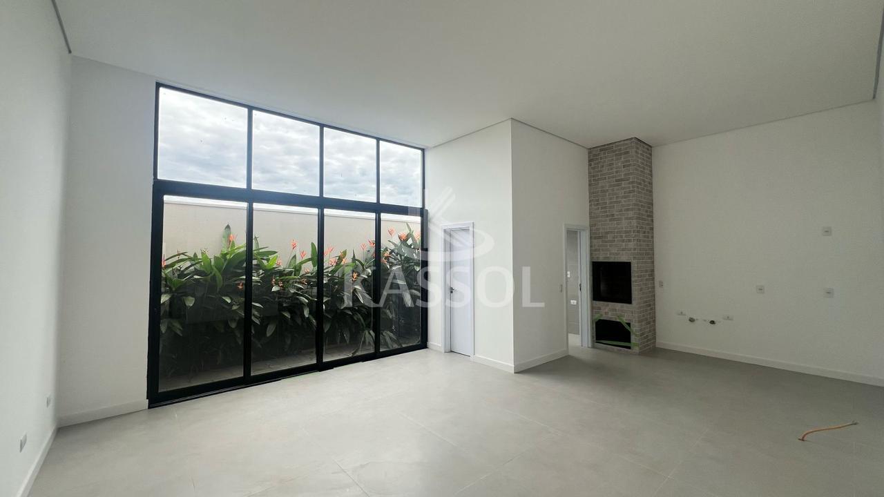 Casa venda, TROPICAL 2, CASCAVEL - PR, com 02 suites bem distribuidas,praticidade e sofisticao.