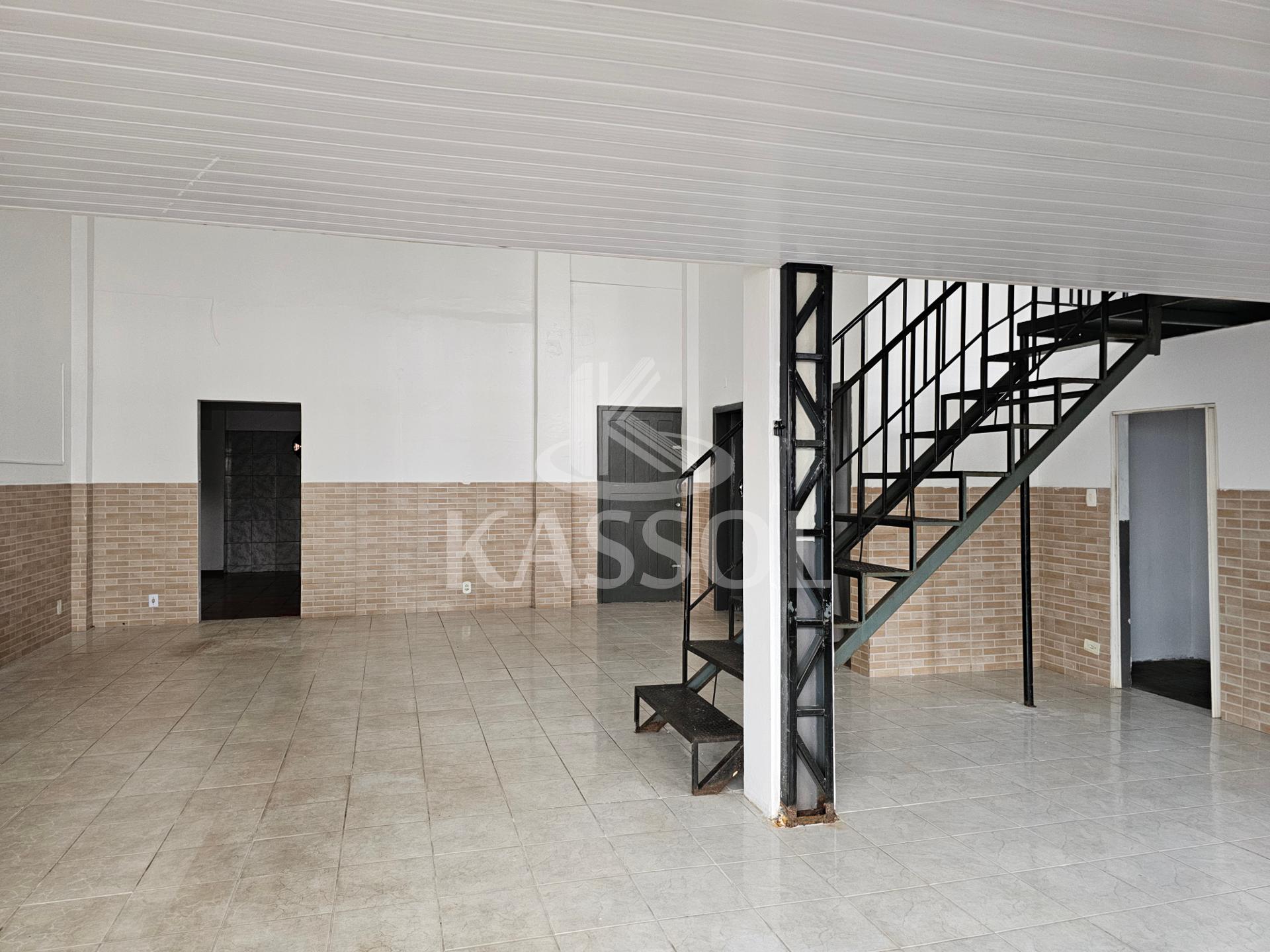 Espaço comercial perfeito para o seu negócio, no centro de Cas...