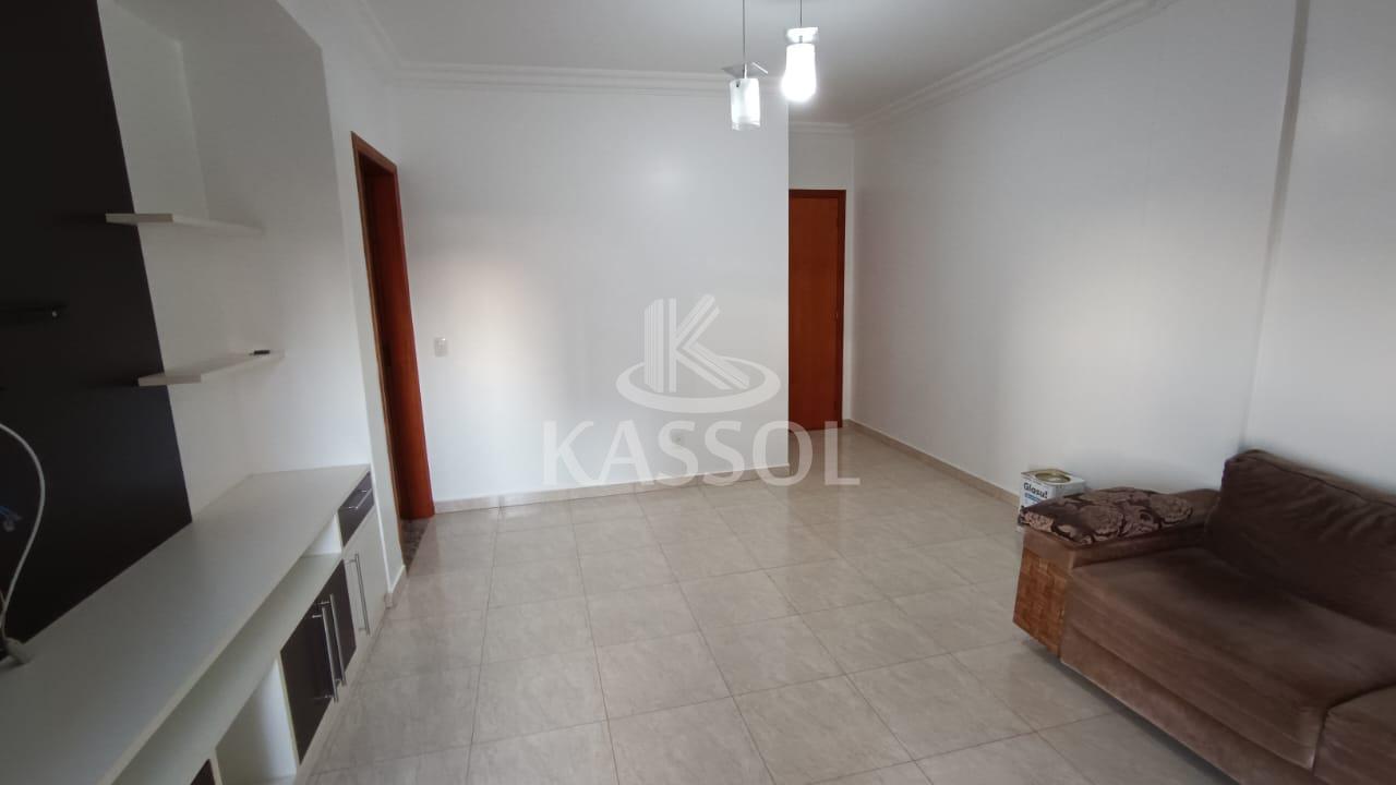 Ap. p/locao, no Residencial Independncia, na R.Mchal Floriano, c/01 suite + 02 q.+ 02 vagas gar.