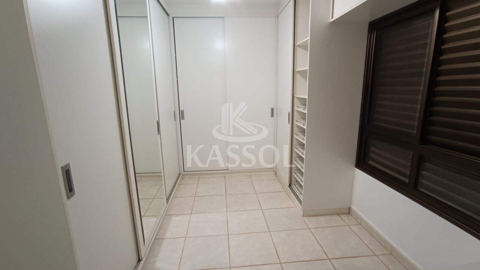 Ap. p/locao, no Residencial Independncia, na R.Mchal Floriano, c/01 suite + 02 q.+ 02 vagas gar.